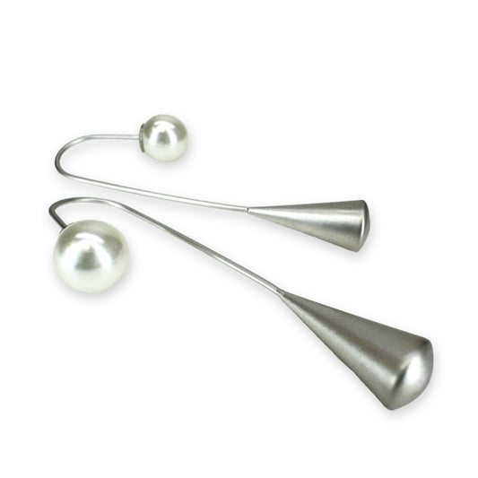 Small Pearl Drop Earring